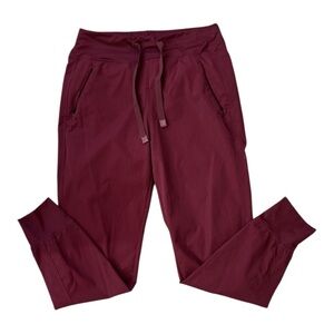 Medelita Maroon Uniform Workwear Jogger Nurse Medical Scrubs